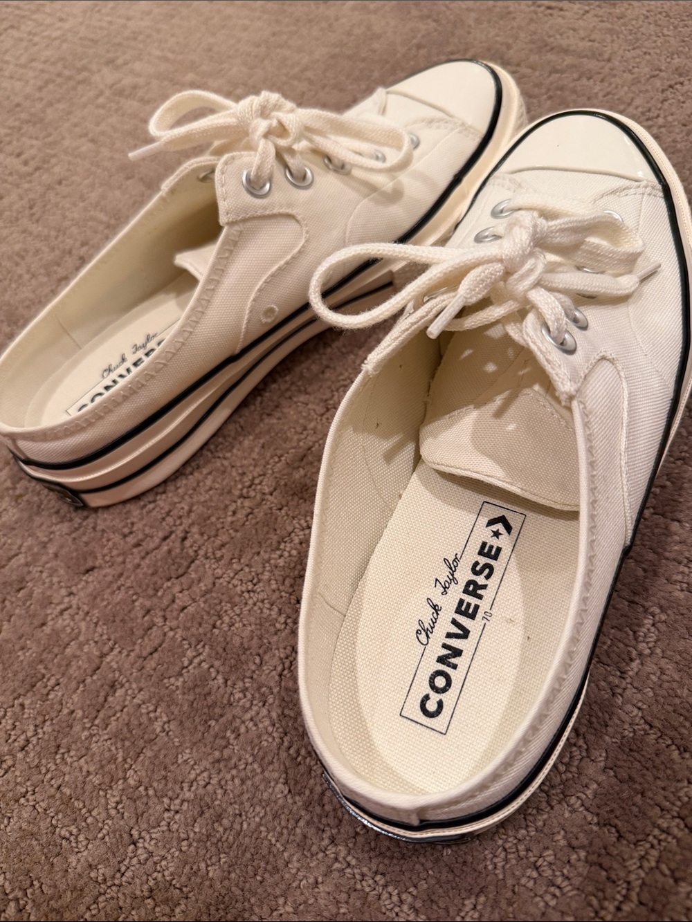 Converse  Chuck 70 mule slip on Sneakers in white cream with Black Stripe